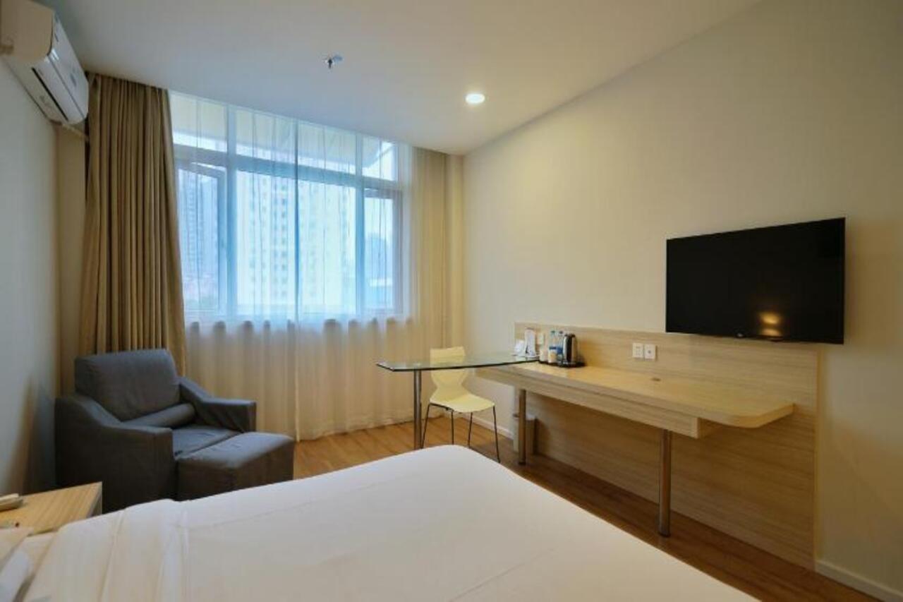 Hanting Hotel Shanghai Xujiahui Esterno foto